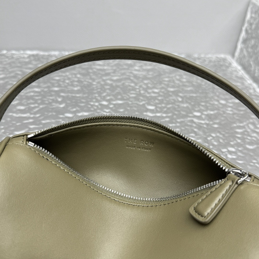 더미러THE Mirror_사진_20260111_8.jpg