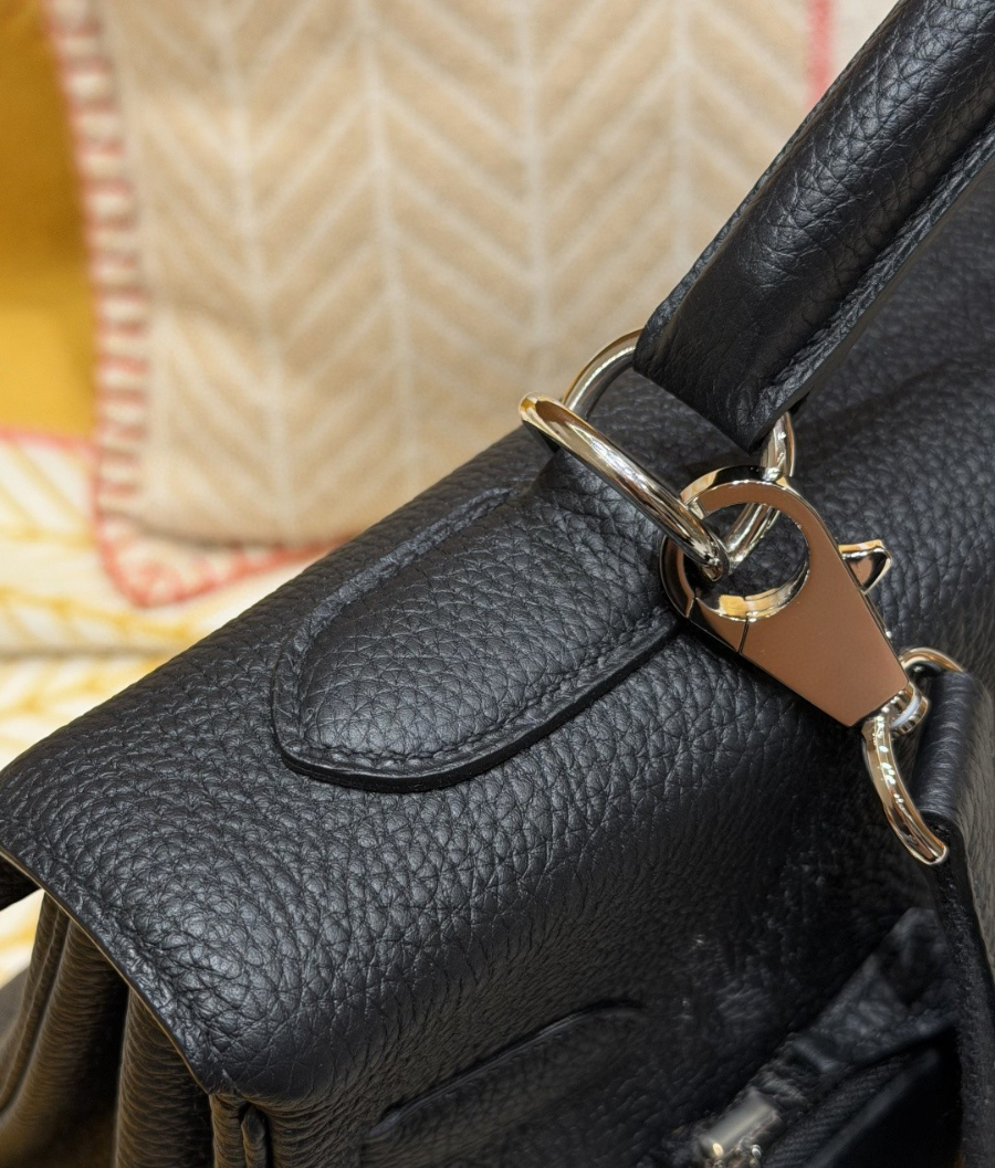 더미러THE Mirror_사진_20260111_17.jpg