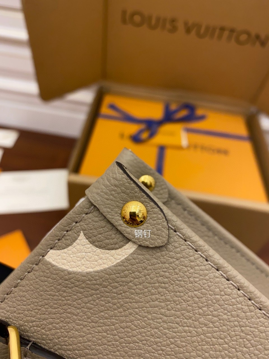 더미러THE Mirror_사진_20260302_10.jpg