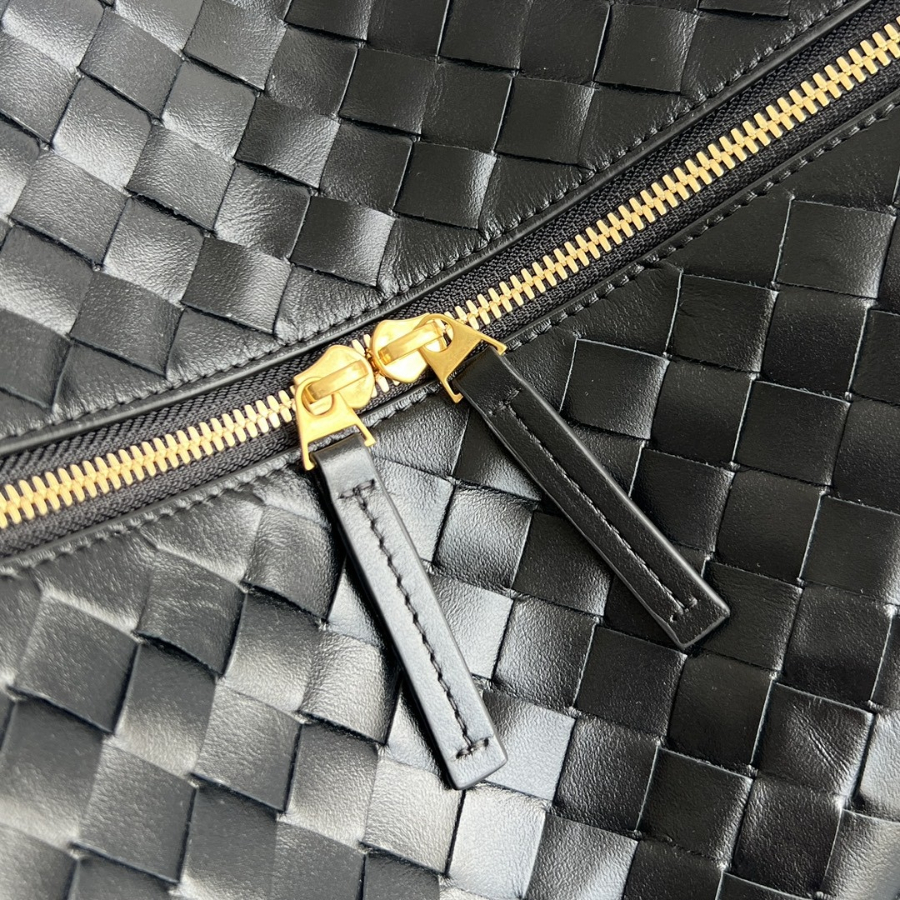 더미러THE Mirror_사진_20260308_5.jpg