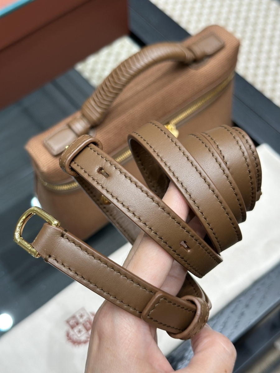 더미러THE Mirror_사진_20260315_6.jpg