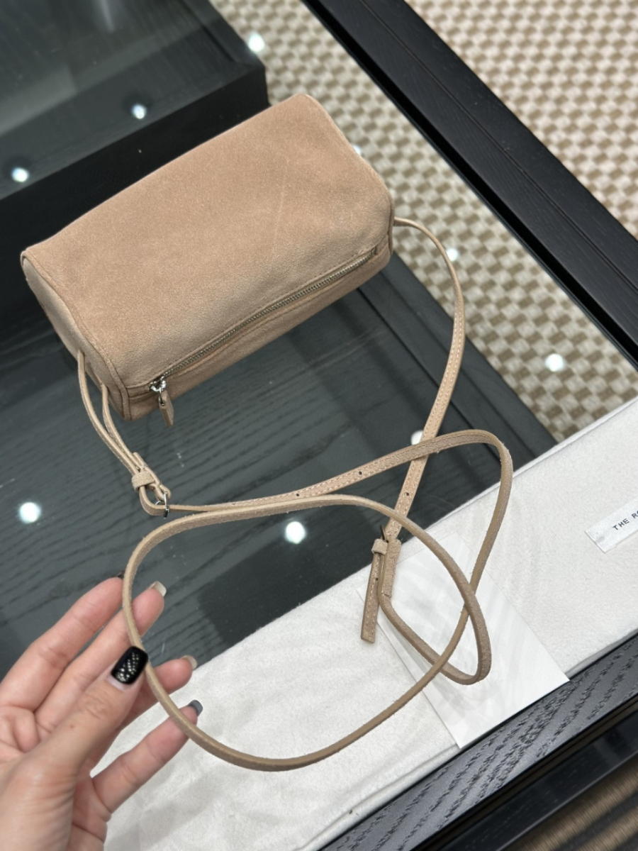 더미러THE Mirror_사진_20260315_7.jpg