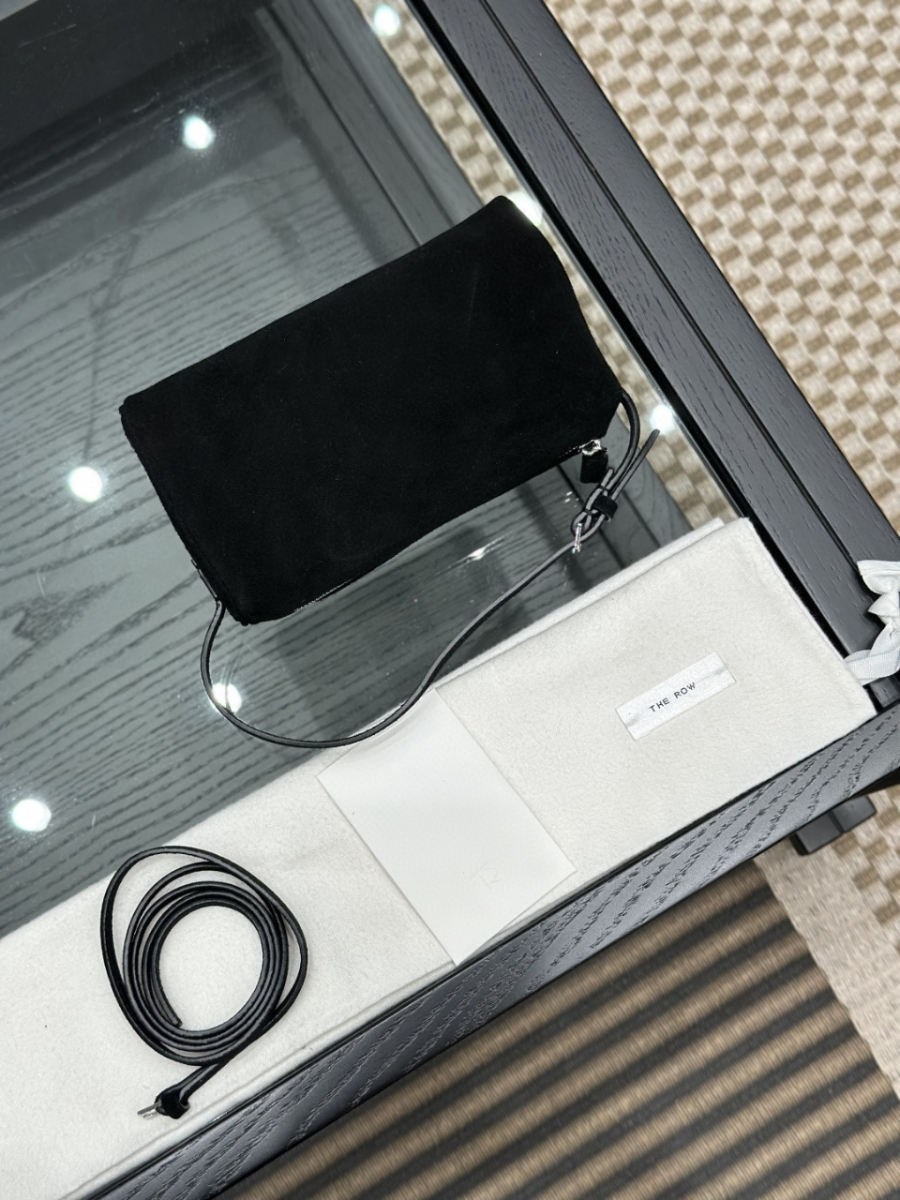 더미러THE Mirror_사진_20260315_2.jpg