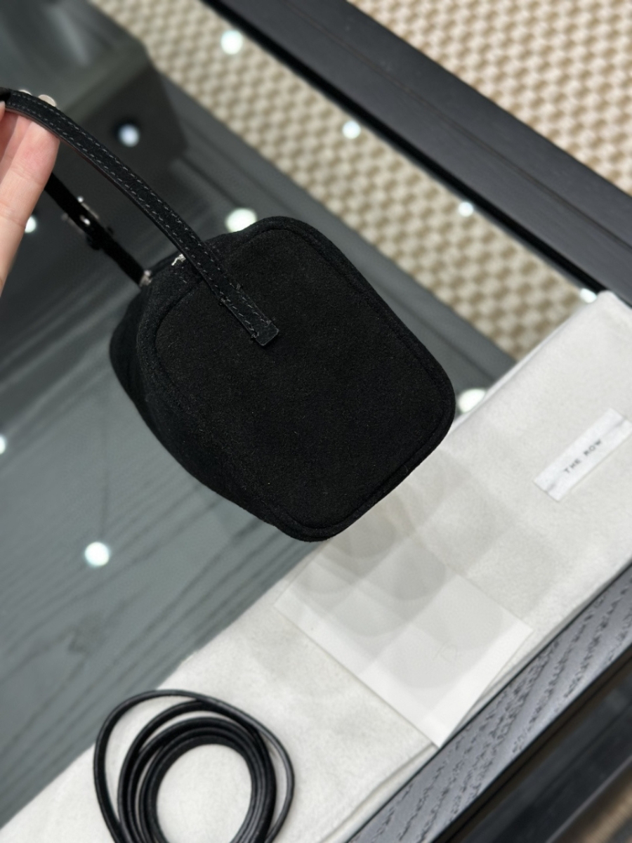 더미러THE Mirror_사진_20260315_5.jpg