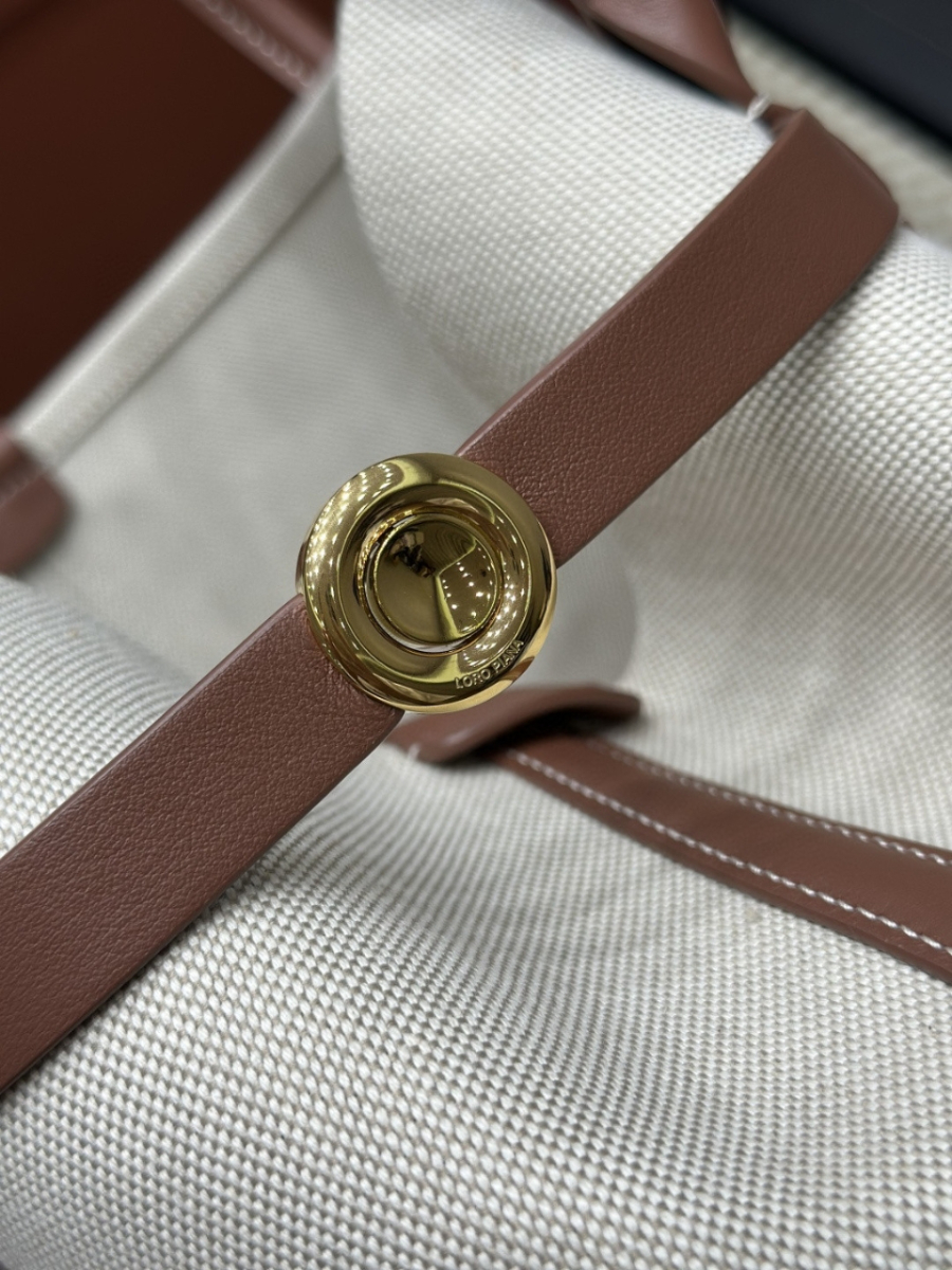 더미러THE Mirror_사진_20260315_7.jpg