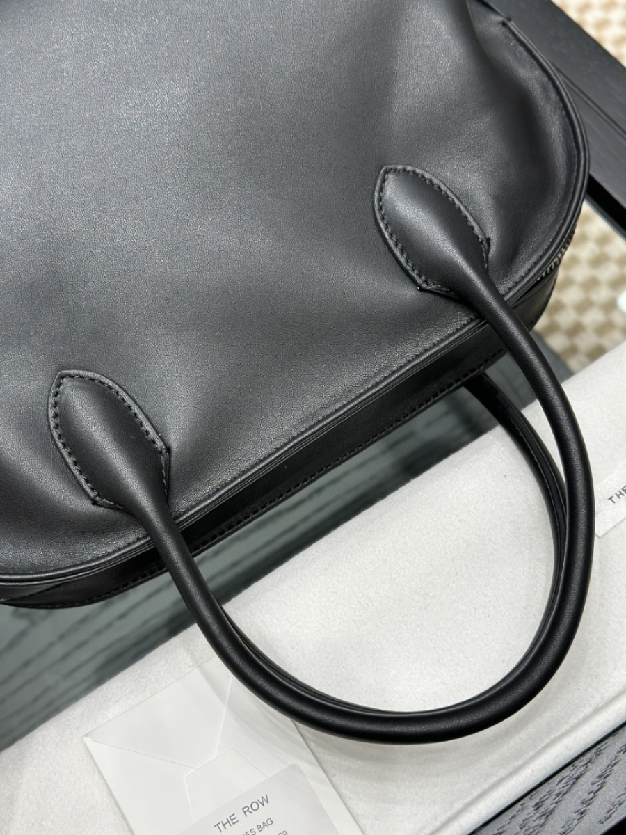 더미러THE Mirror_사진_20260315_4.jpg