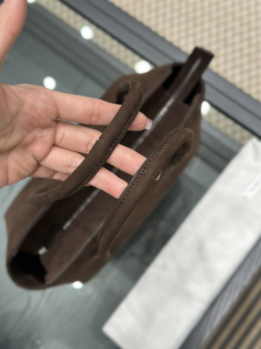 더미러THE Mirror_사진_20260315_5.jpg