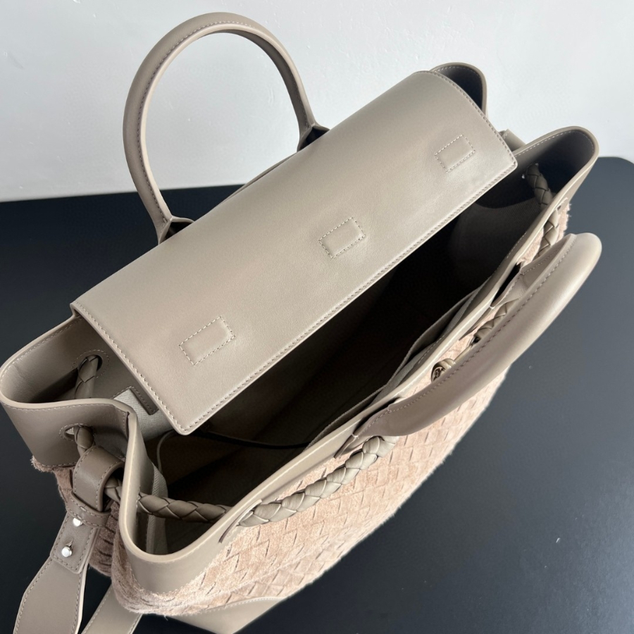 더미러THE Mirror_사진_20260316_5.jpg