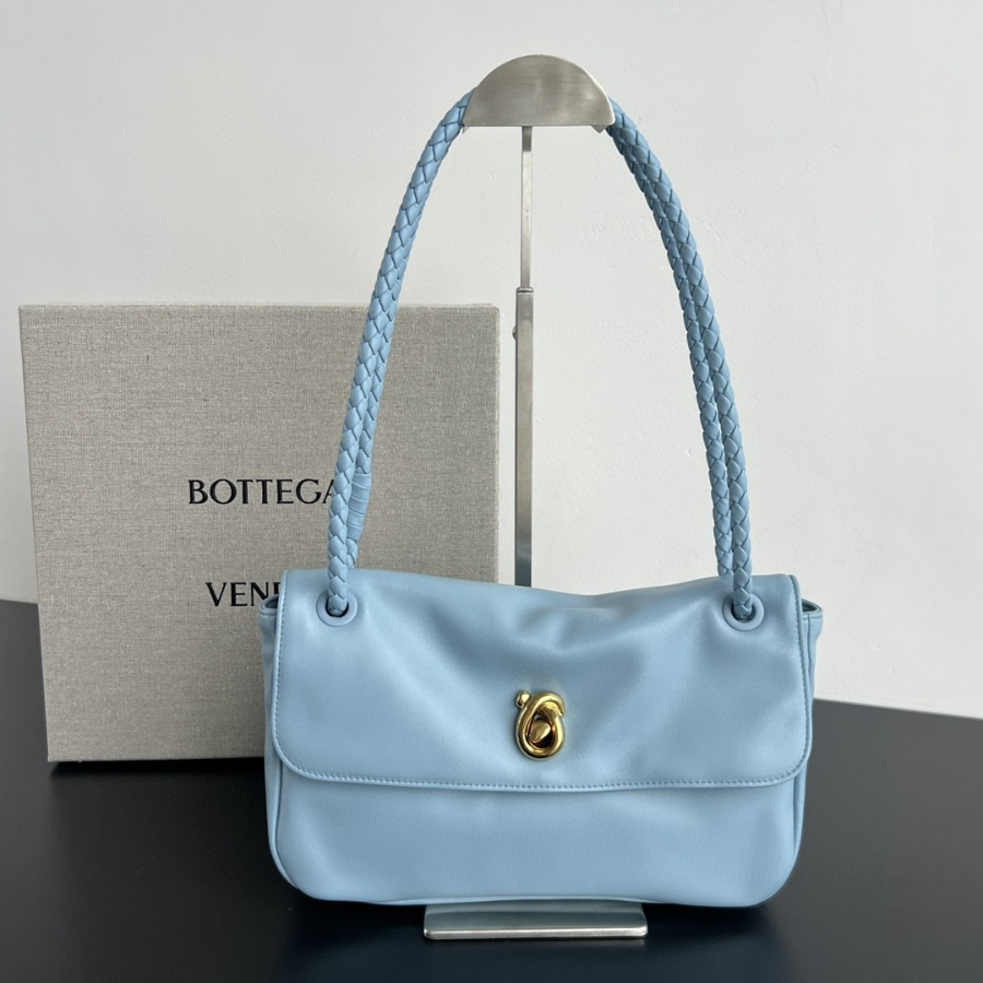 더미러THE Mirror_사진_20260316_1.jpg