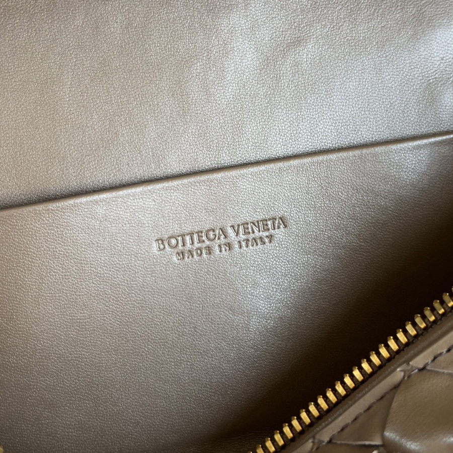 더미러THE Mirror_사진_20260316_10.jpg