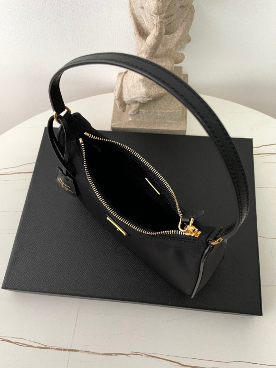 더미러THE Mirror_사진_20260327_6.jpg