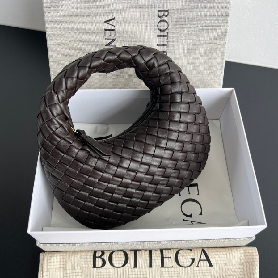 더미러THE Mirror_사진_20260407_1.jpg